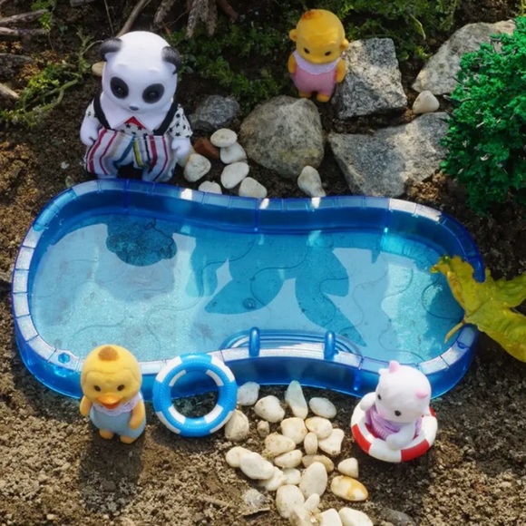 Miniature Doll House Pool + More - Picture 5 of 16